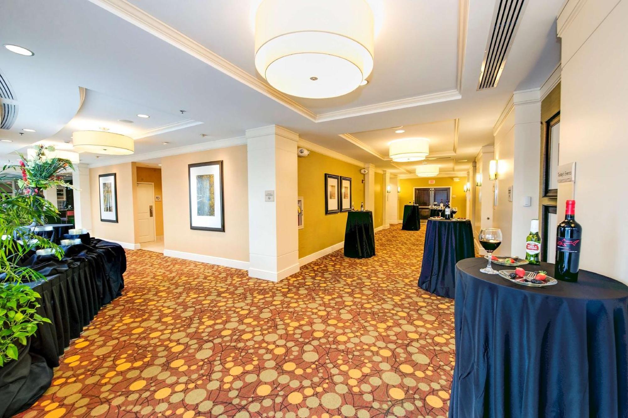 Hilton Garden Inn Columbia/Northeast Экстерьер фото